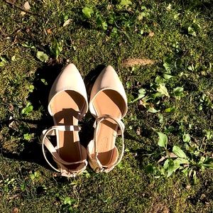 Charlotte Russe beige pointed flats, size 6